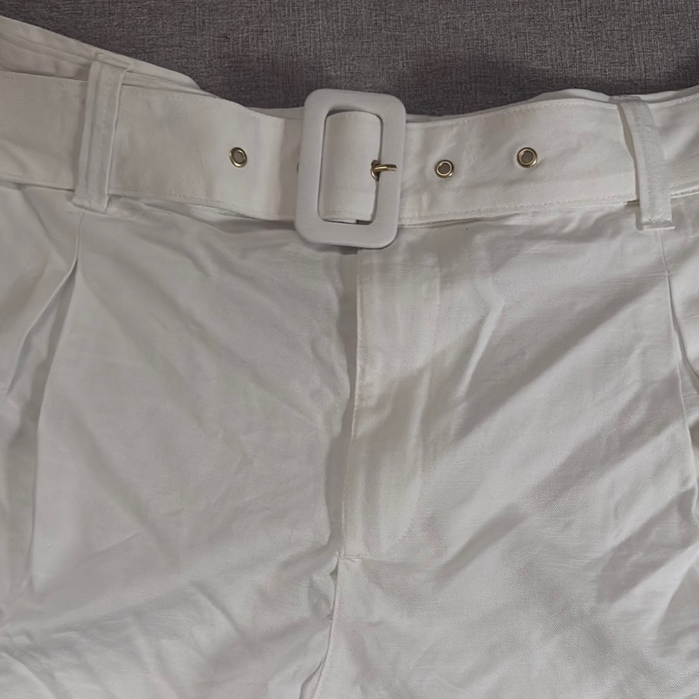 NWT Future Collective White Belted Waist Summer Shorts 22 - Picture 2 of 5